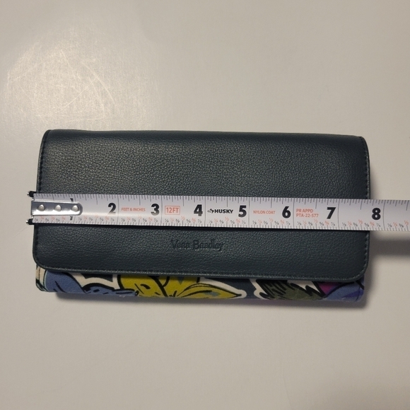 Vera Bradley NWT Falling Flowers RFID Audrey Wallet. - Picture 14 of 15
